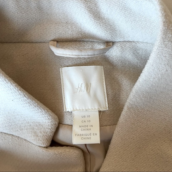 H&M Cream Jacket - Picture 2 of 2